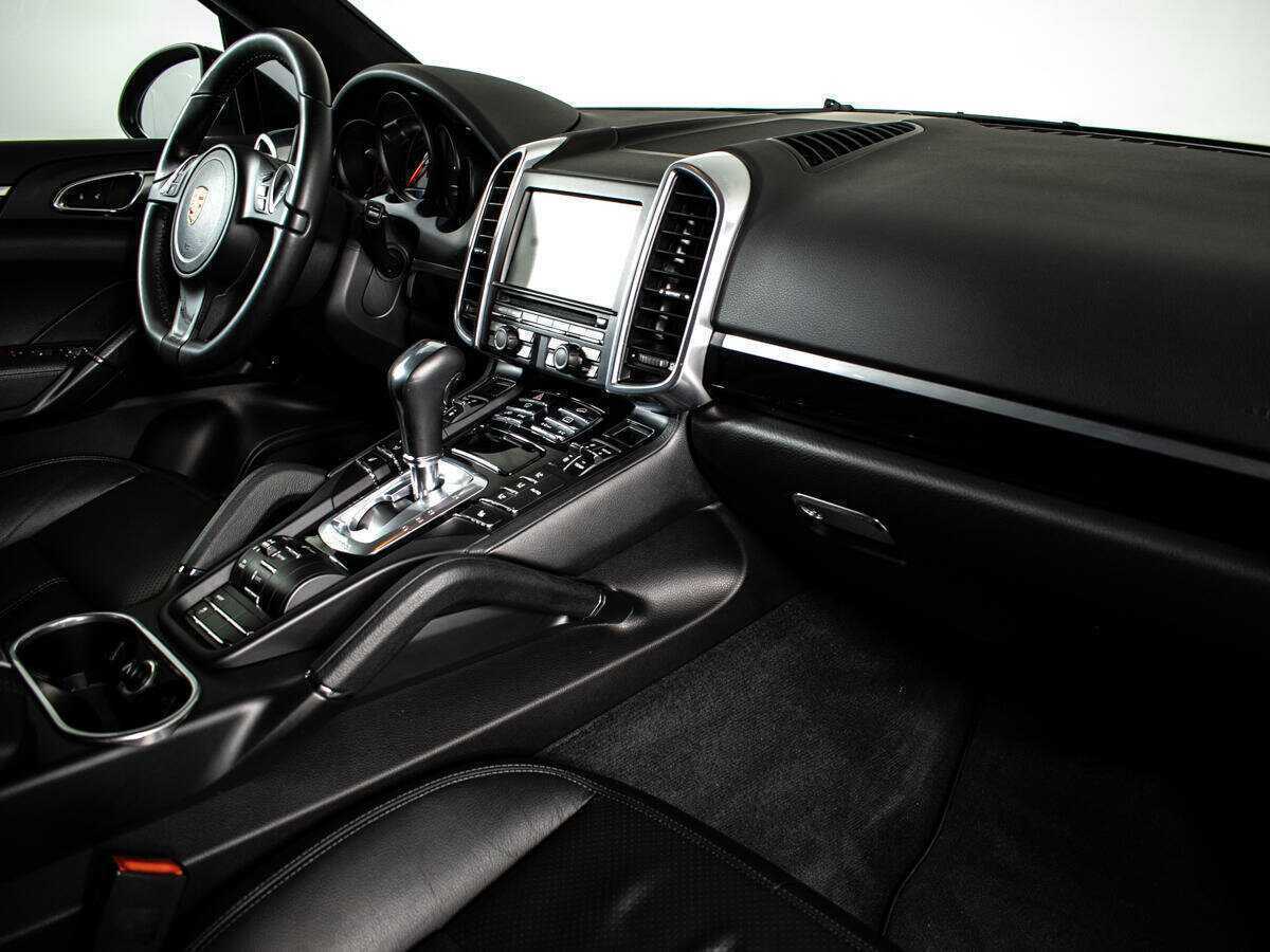 Porsche Cayenne 2013 года с пробегом. Фото: #8