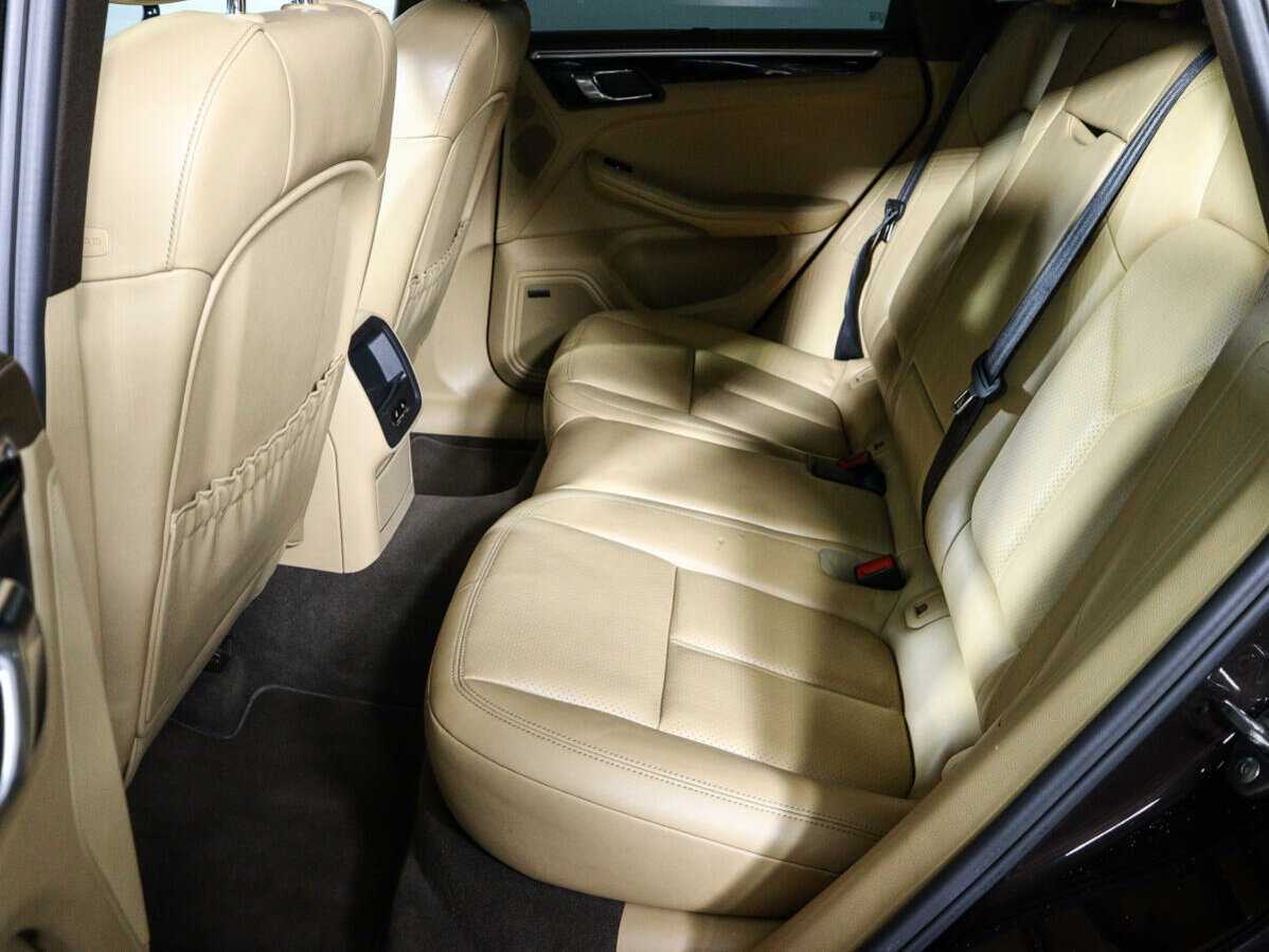 Porsche Macan 2015 года с пробегом. Фото: #9