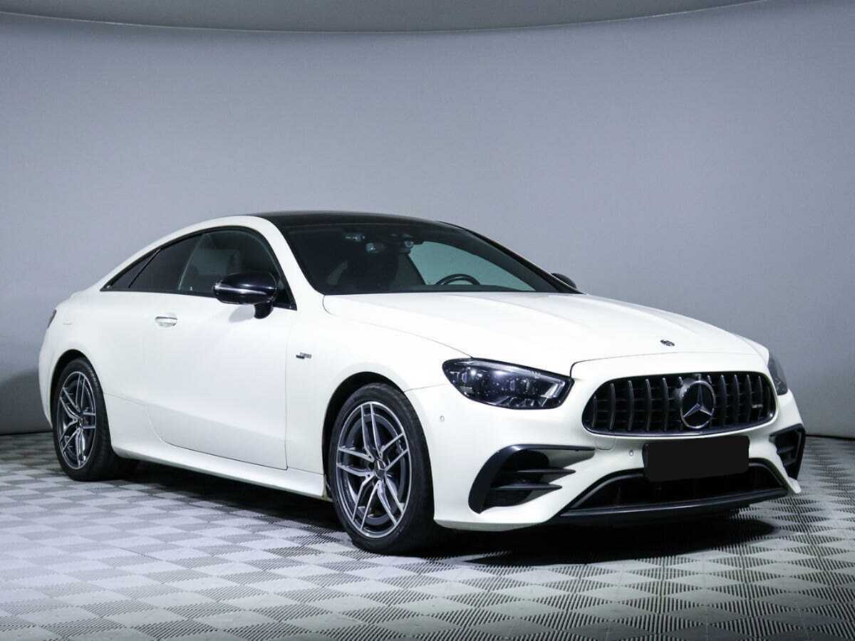 Mercedes-Benz E-Класс AMG 2020 года с пробегом. Фото: #2