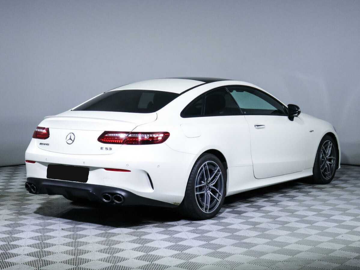 Mercedes-Benz E-Класс AMG 2020 года с пробегом. Фото: #3