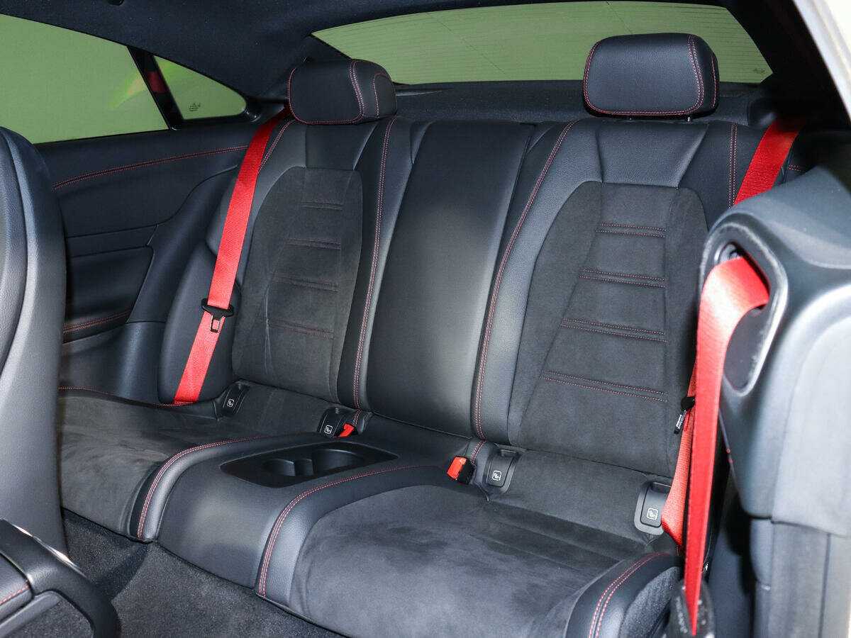 Mercedes-Benz E-Класс AMG 2020 года с пробегом. Фото: #7