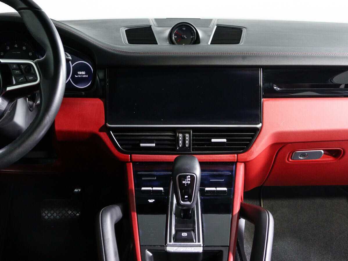 Porsche Cayenne 2019 года с пробегом. Фото: #10