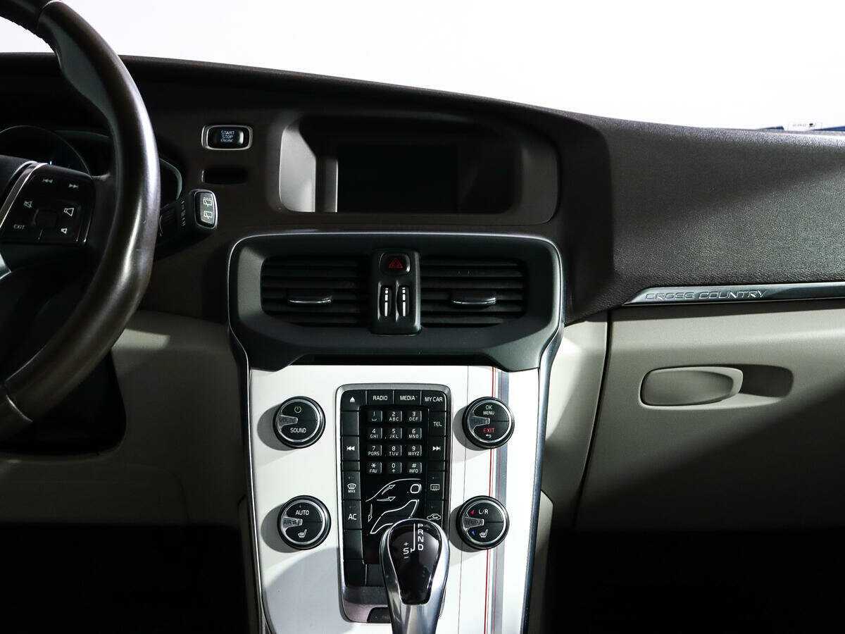 Volvo V40 Cross Country 2014 года с пробегом. Фото: #10