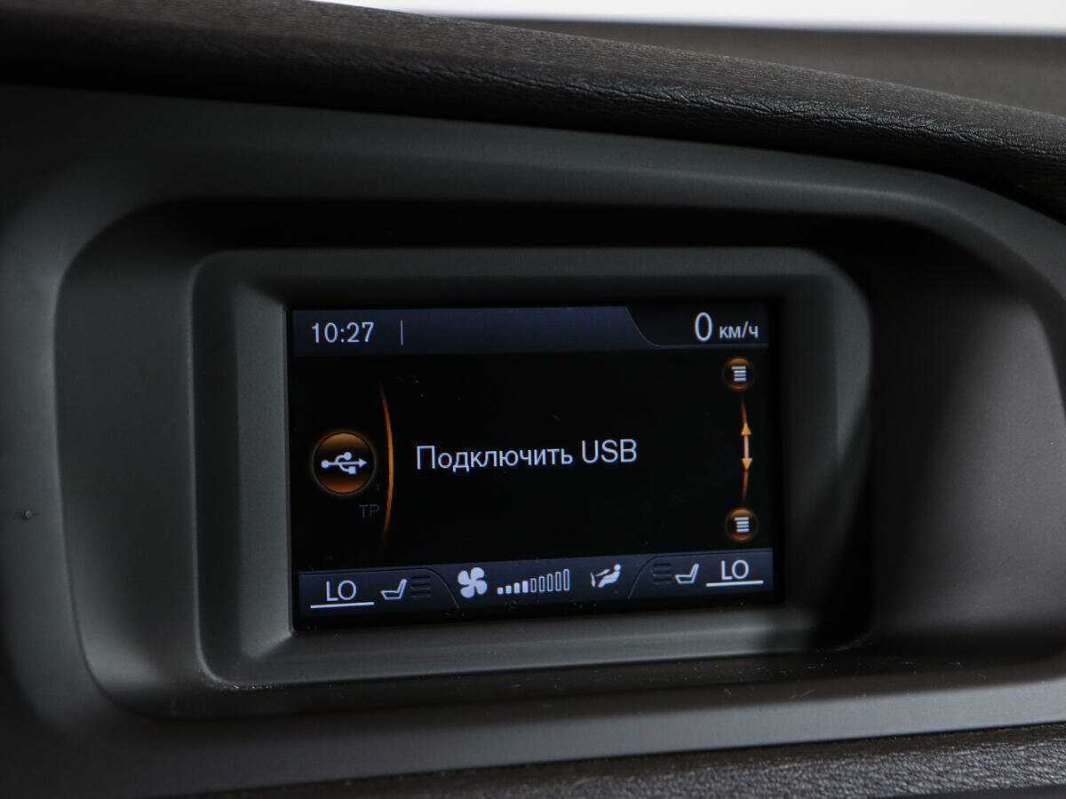 Volvo V40 Cross Country 2014 года с пробегом. Фото: #17