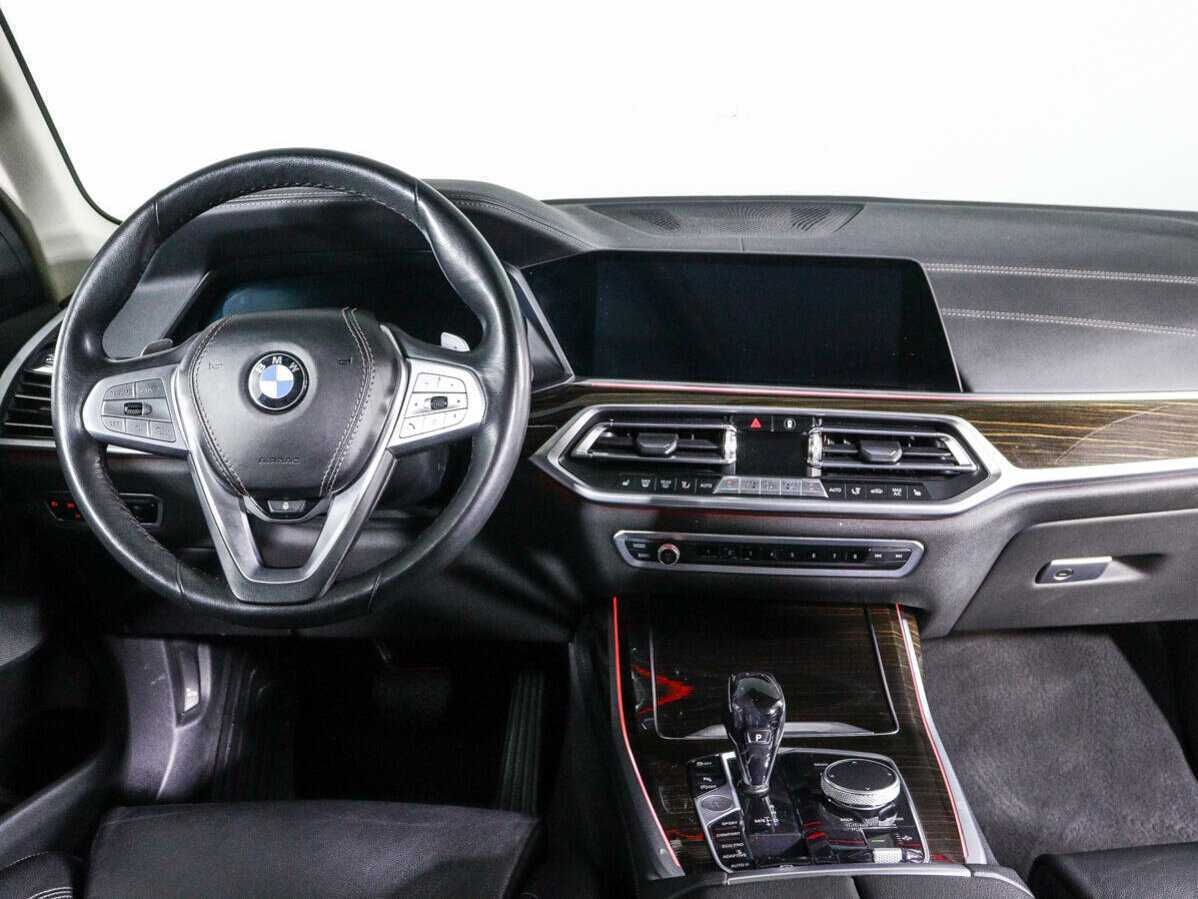 BMW X7 2019 года с пробегом. Фото: #11