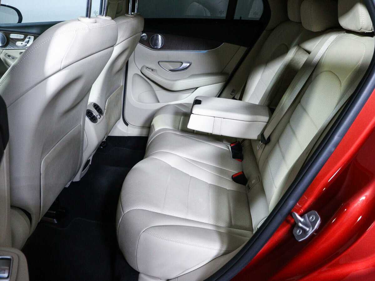 Mercedes-Benz GLC Coupe 2017 года с пробегом. Фото: #5