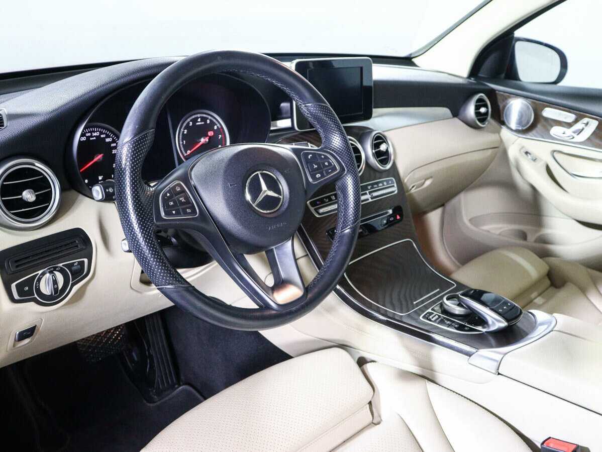 Mercedes-Benz GLC Coupe 2017 года с пробегом. Фото: #9