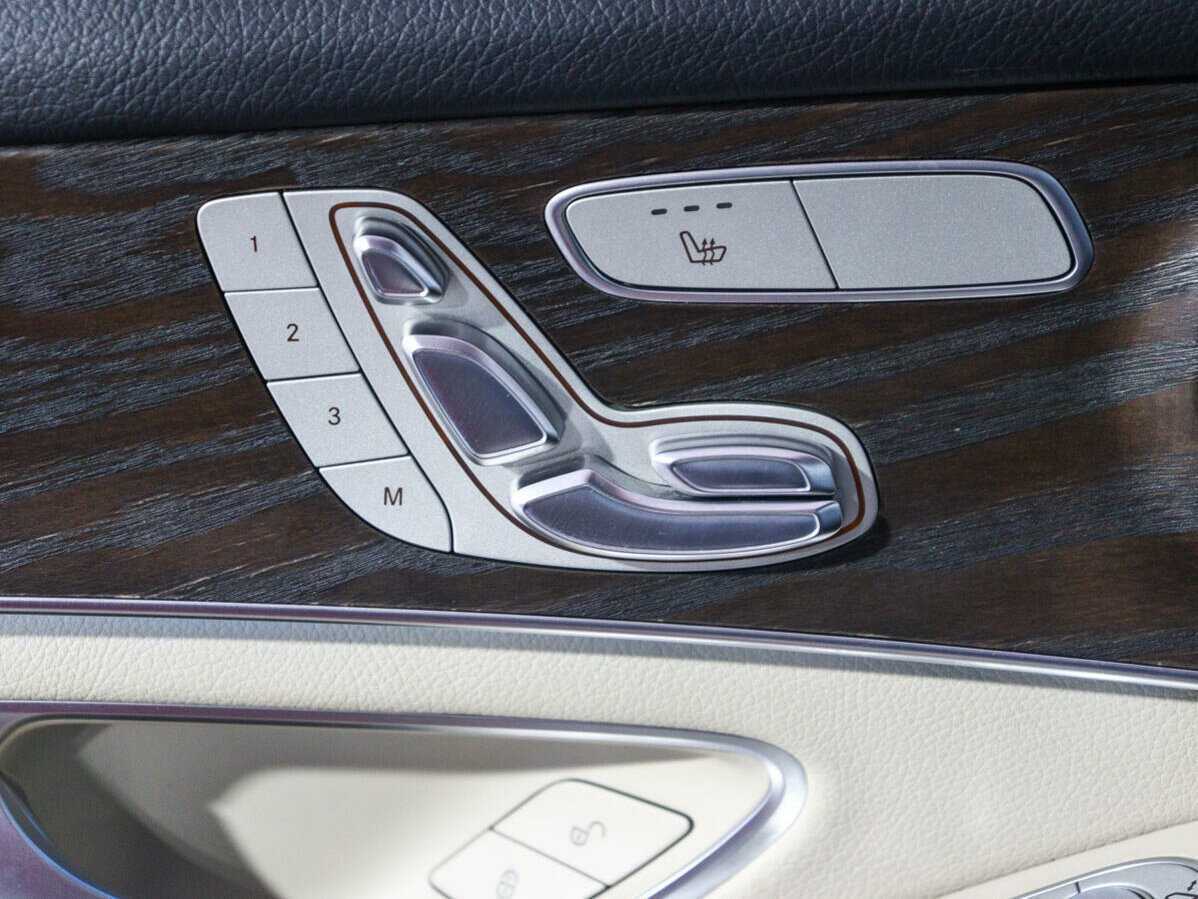 Mercedes-Benz GLC Coupe 2017 года с пробегом. Фото: #18