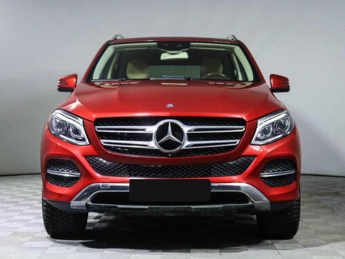 Mercedes-Benz GLE 2015 года с пробегом. Фото: #1