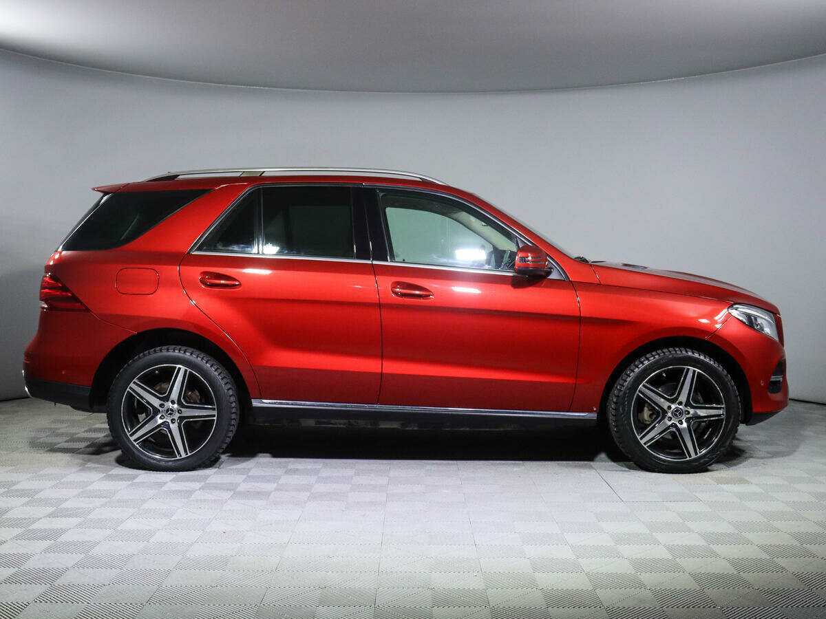 Mercedes-Benz GLE 2015 года с пробегом. Фото: #3