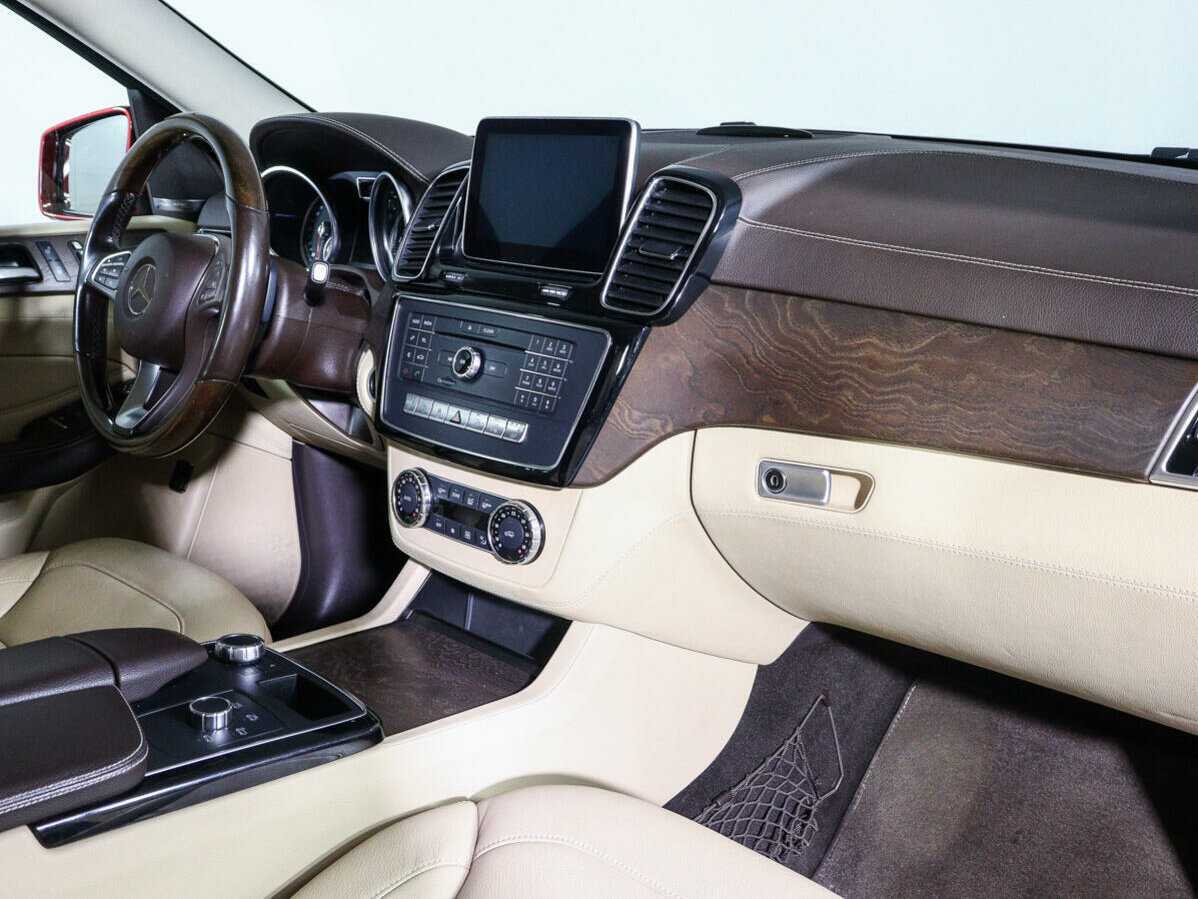 Mercedes-Benz GLE 2015 года с пробегом. Фото: #7