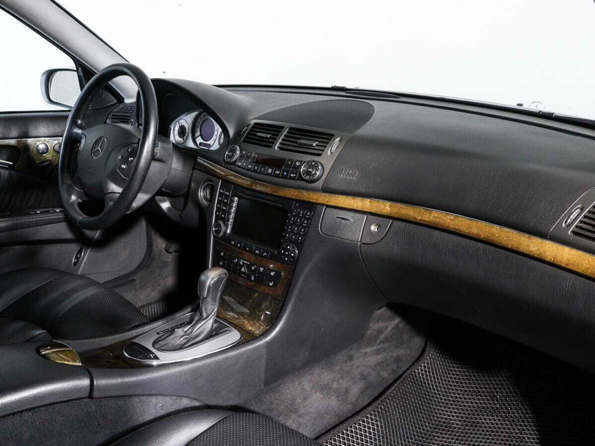 Mercedes-Benz E-Класс 2005 года с пробегом. Фото: #7