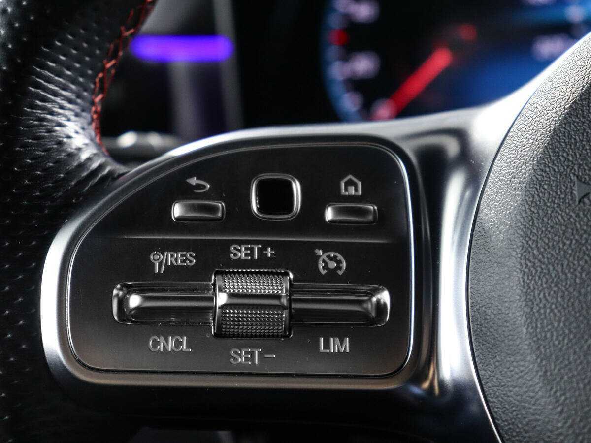 Mercedes-Benz A-Класс 2019 года с пробегом. Фото: #19