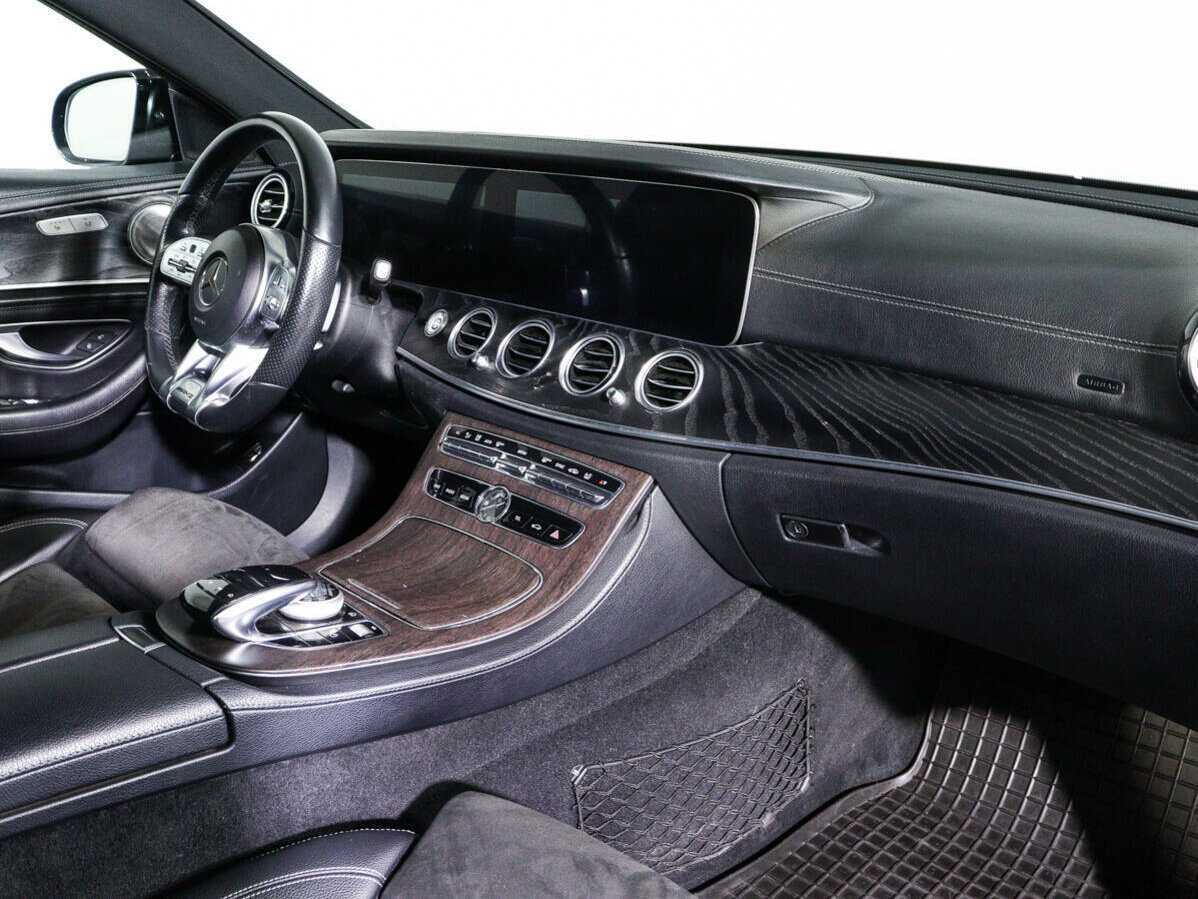 Mercedes-Benz E-Класс 2019 года с пробегом. Фото: #8