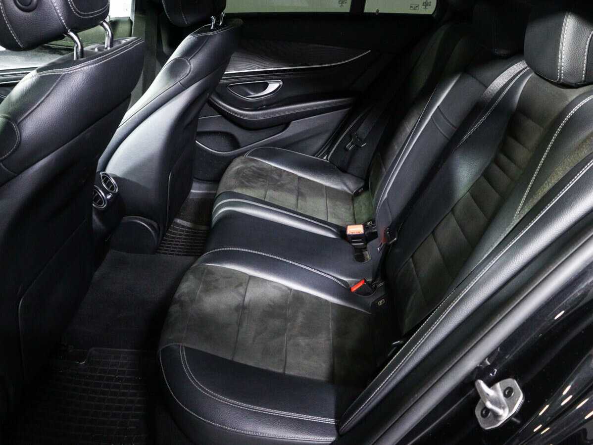 Mercedes-Benz E-Класс 2019 года с пробегом. Фото: #9