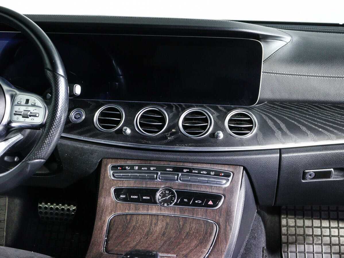 Mercedes-Benz E-Класс 2019 года с пробегом. Фото: #12