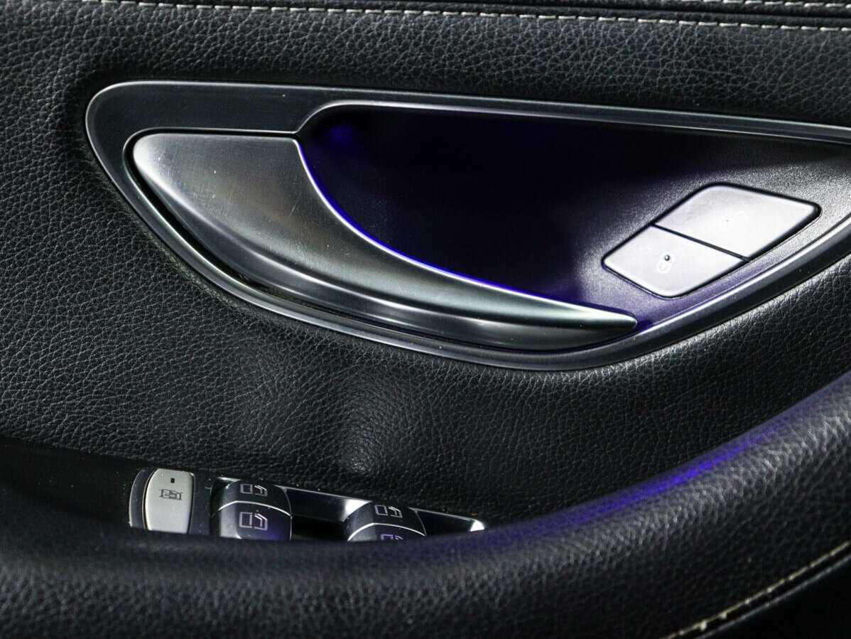 Mercedes-Benz E-Класс 2019 года с пробегом. Фото: #17