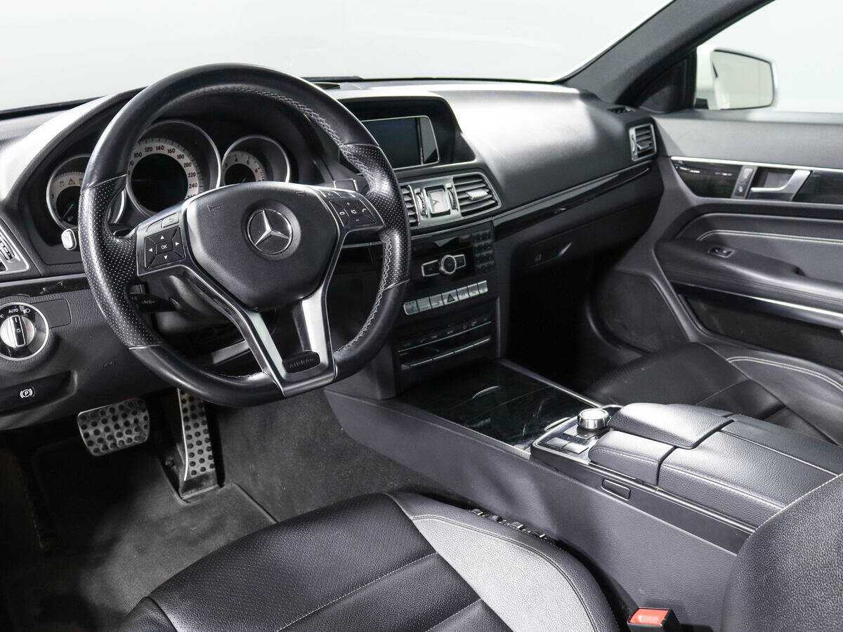 Mercedes-Benz E-Класс 2013 года с пробегом. Фото: #11