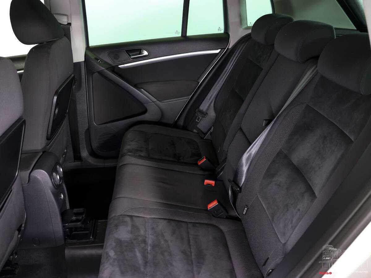 Volkswagen Tiguan 2011 года с пробегом. Фото: #8