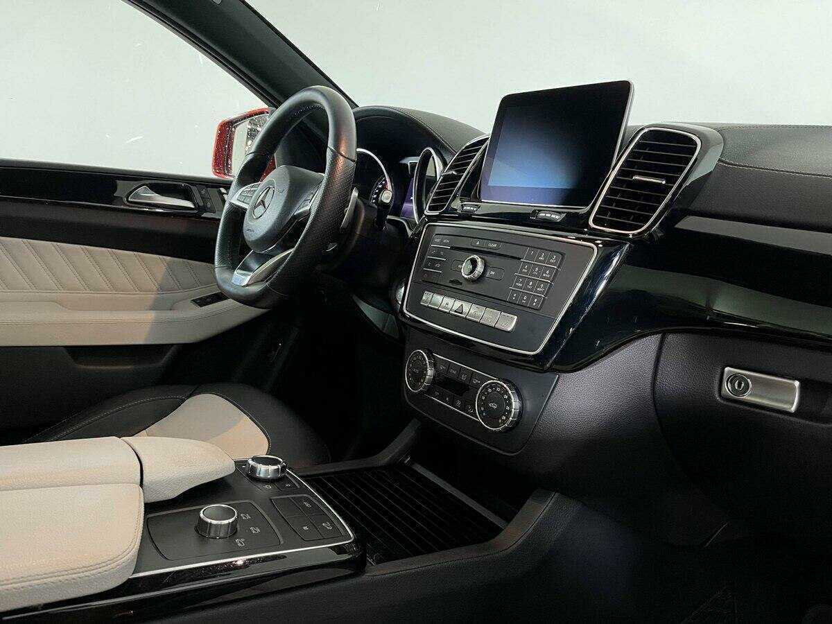 Mercedes-Benz GLE Coupe 2016 года с пробегом. Фото: #8