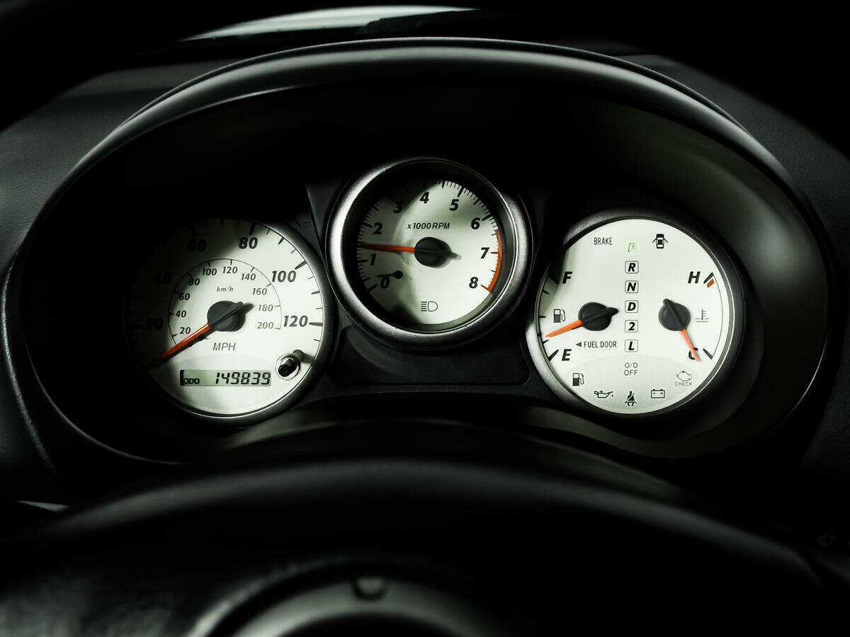 Toyota RAV4 2002 года с пробегом. Фото: #9