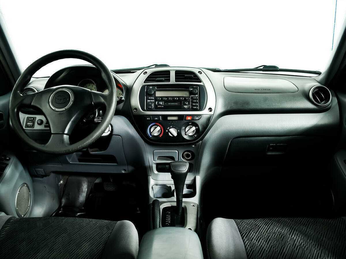 Toyota RAV4 2002 года с пробегом. Фото: #10