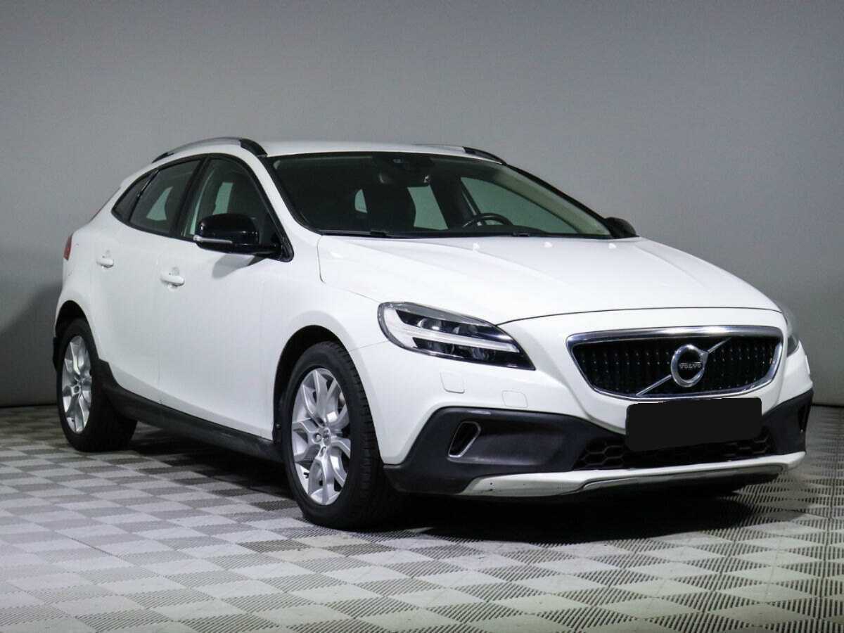 Volvo V40 Cross Country 2016 года с пробегом. Фото: #2