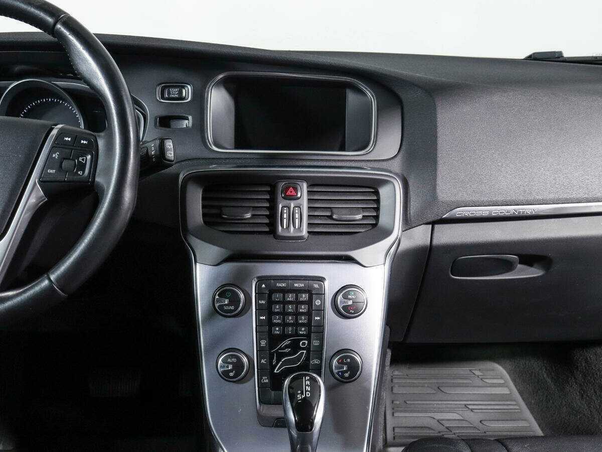 Volvo V40 Cross Country 2016 года с пробегом. Фото: #10