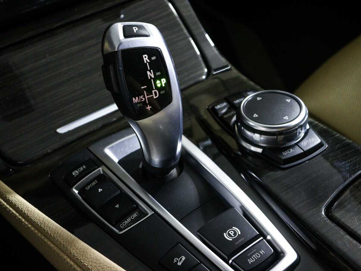 BMW 5 серии 2016 года с пробегом. Фото: #19