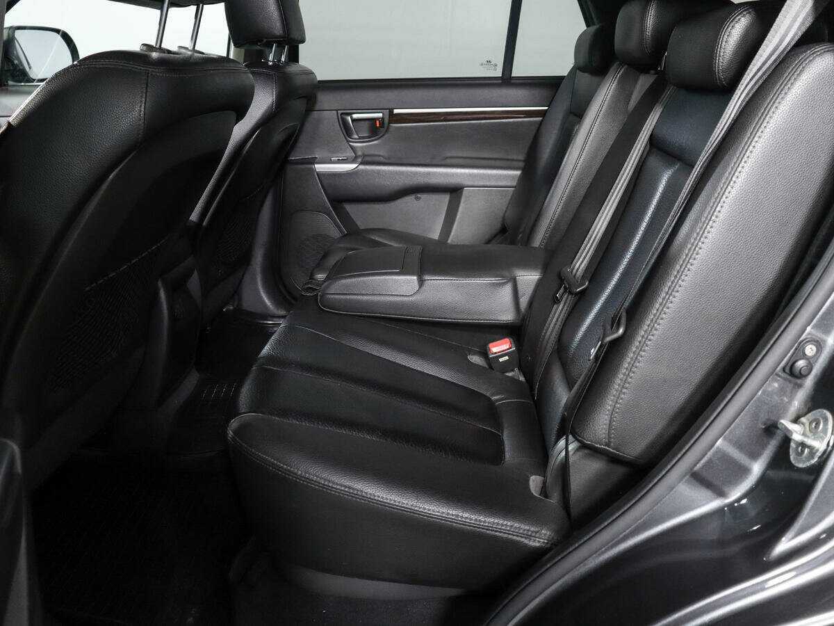 Hyundai Santa Fe 2011 года с пробегом. Фото: #7