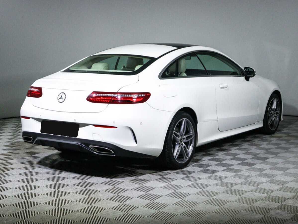 Mercedes-Benz E-Класс 2018 года с пробегом. Фото: #4