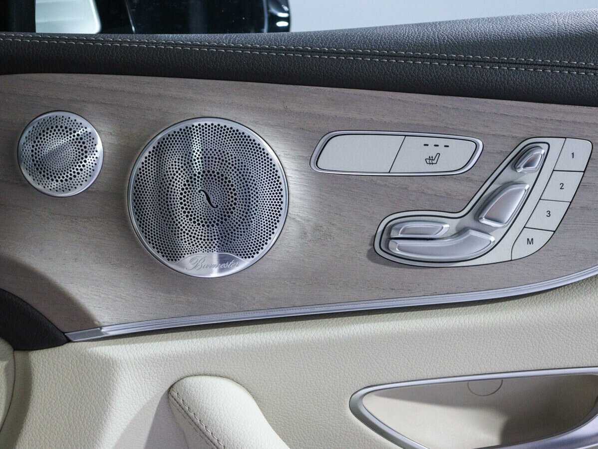 Mercedes-Benz E-Класс 2018 года с пробегом. Фото: #17