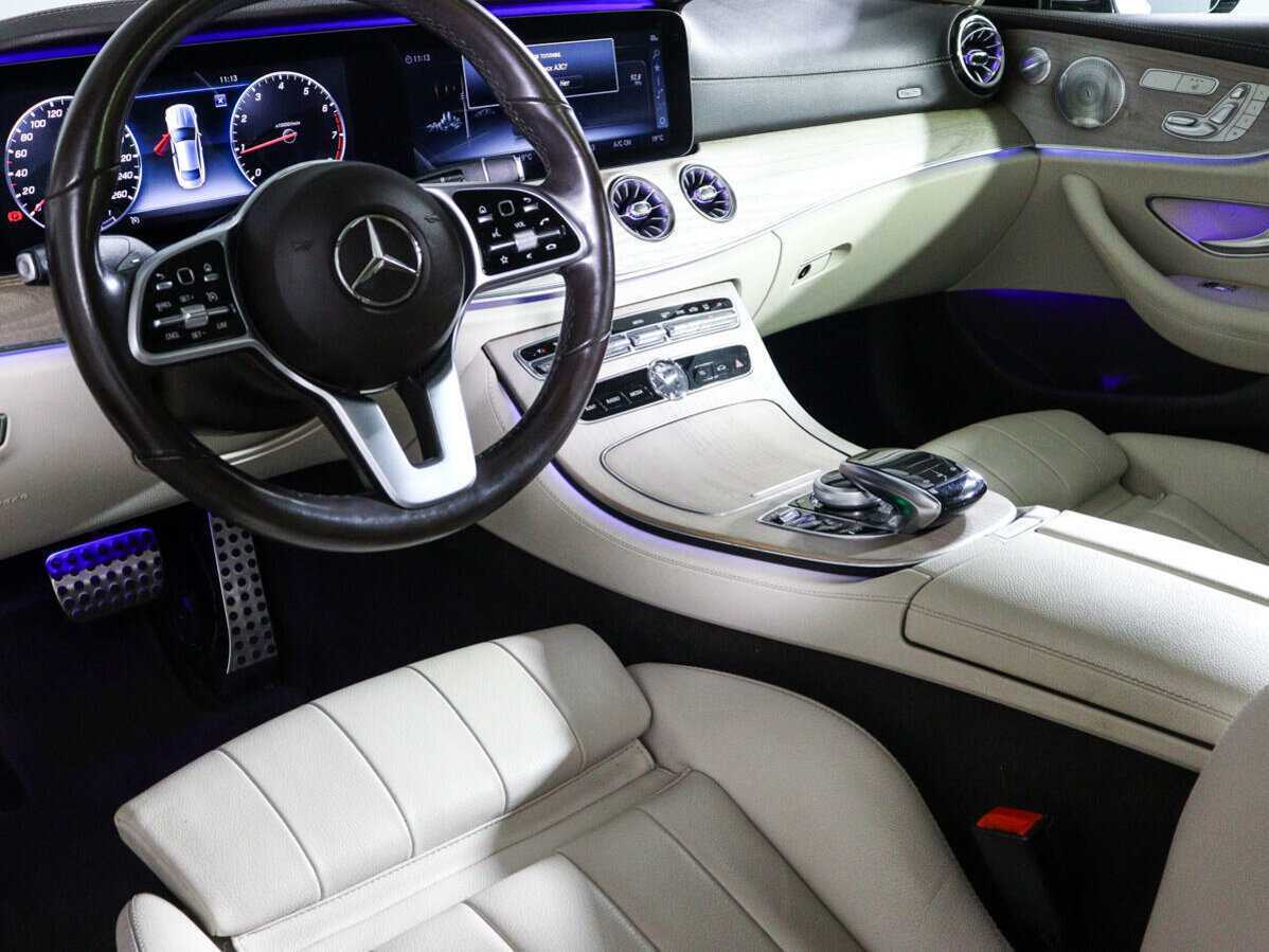 Mercedes-Benz E-Класс 2018 года с пробегом. Фото: #19