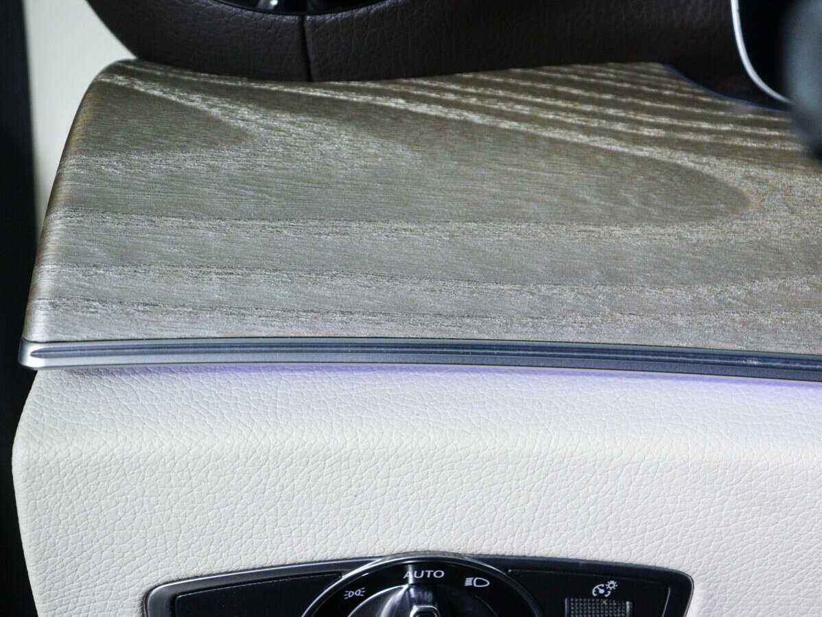 Mercedes-Benz E-Класс 2018 года с пробегом. Фото: #21