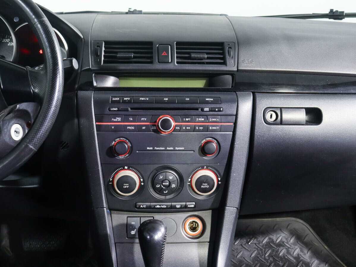 Mazda 3 2006 года с пробегом. Фото: #10