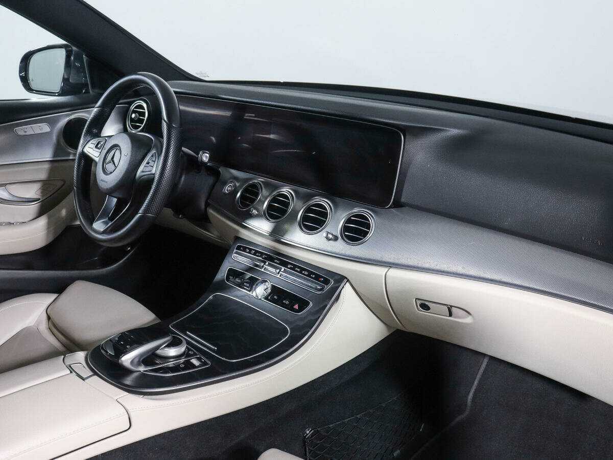 Mercedes-Benz E-Класс 2018 года с пробегом. Фото: #6