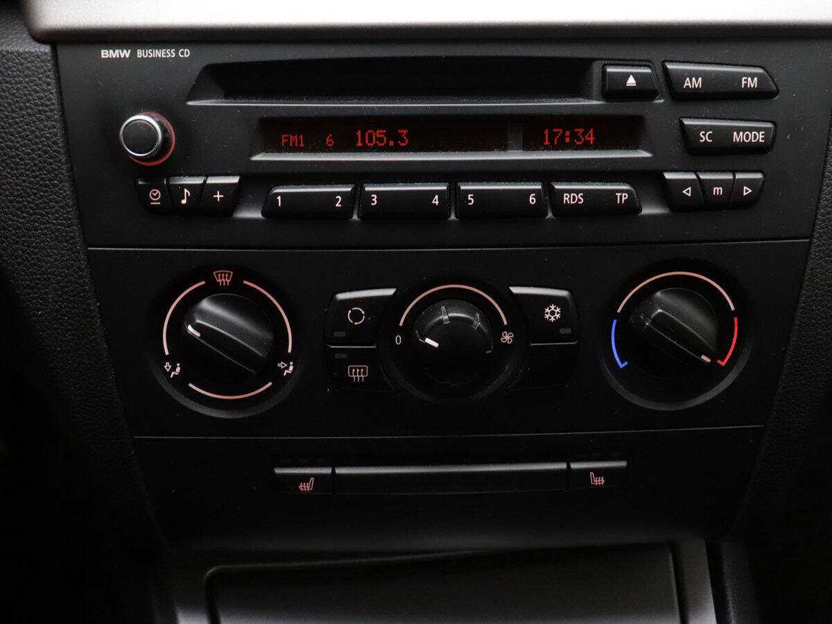 BMW 1 серии 2011 года с пробегом. Фото: #11