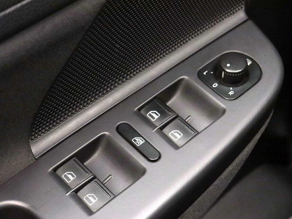 Volkswagen Golf 2007 года с пробегом. Фото: #10