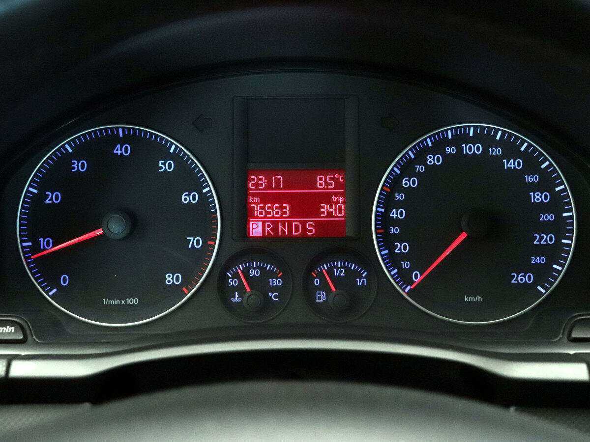 Volkswagen Golf 2007 года с пробегом. Фото: #14