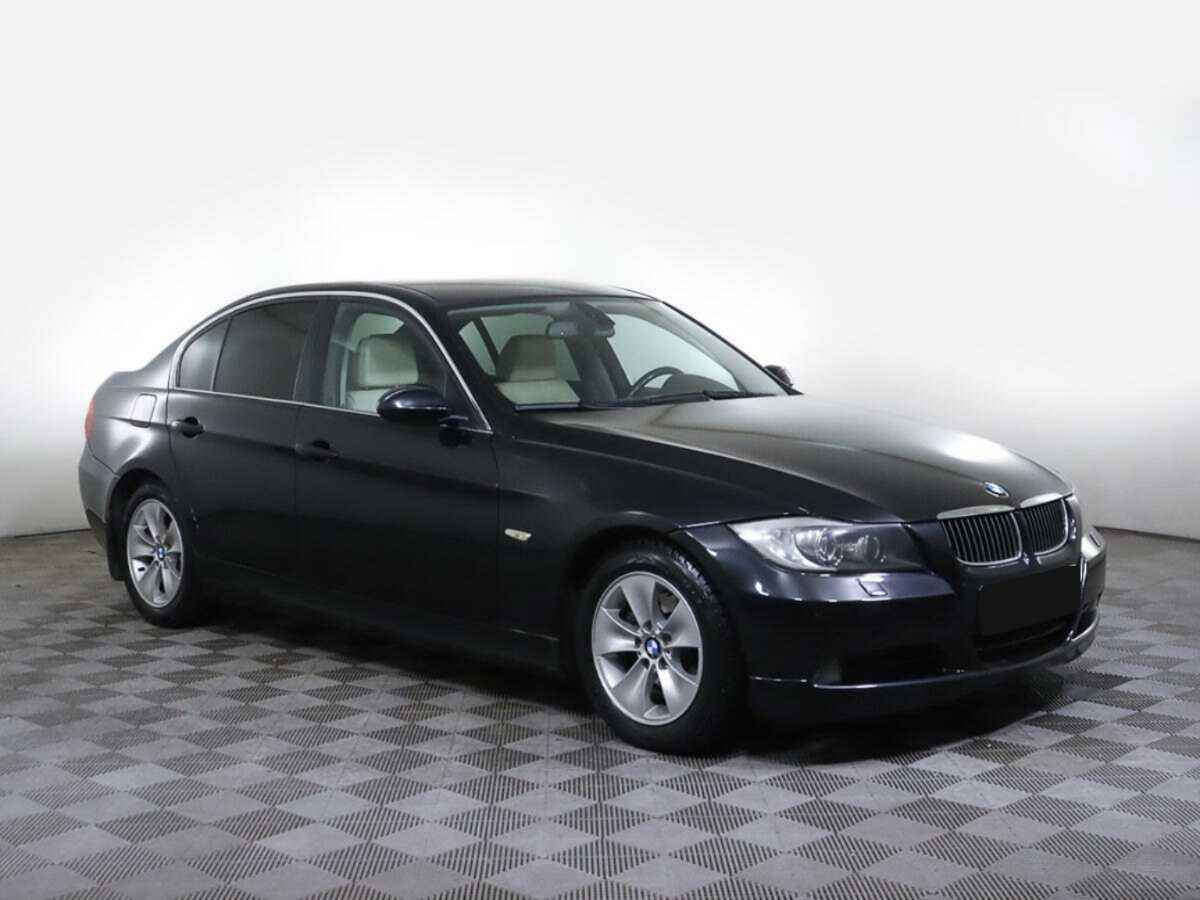BMW 3 серии 2005 года с пробегом. Фото: #1