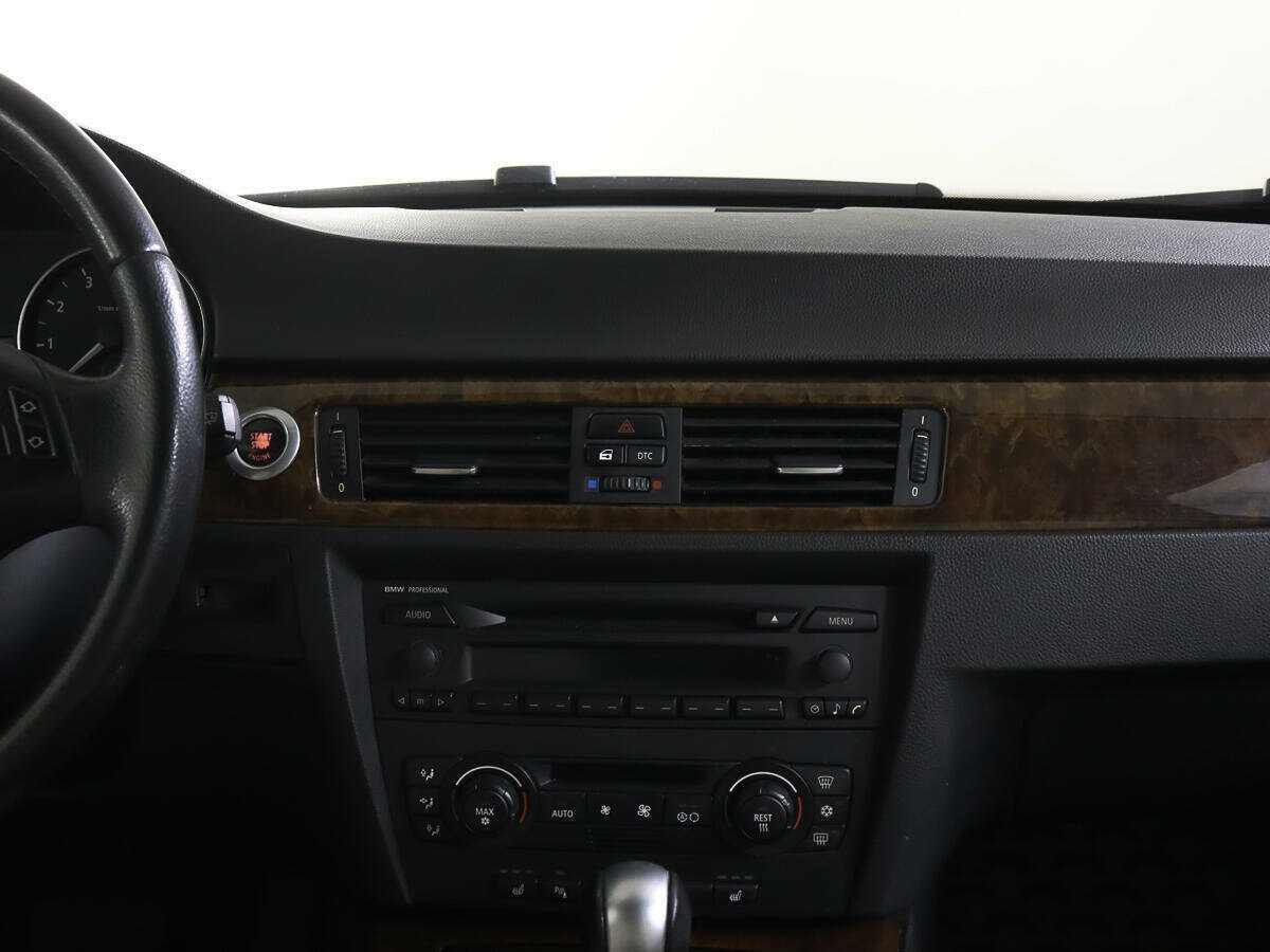 BMW 3 серии 2005 года с пробегом. Фото: #11