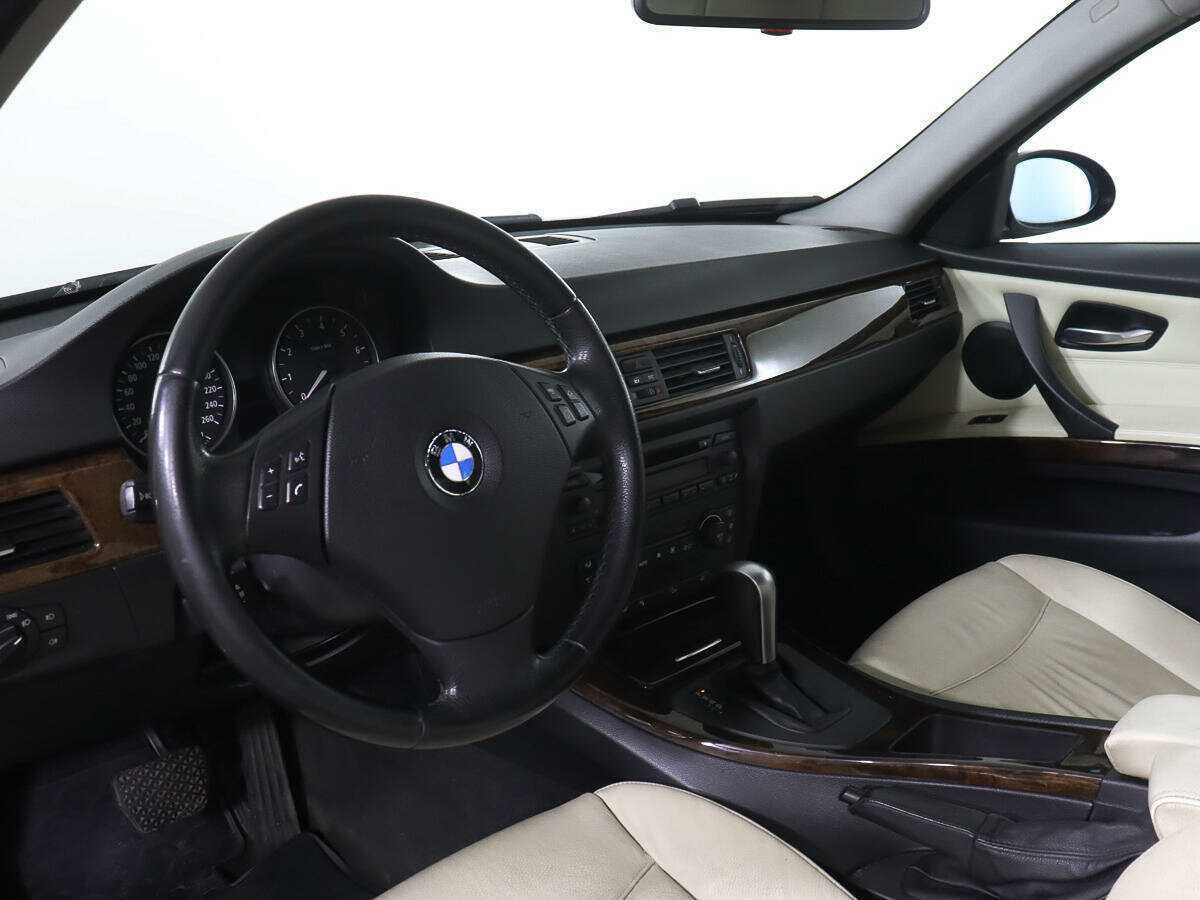 BMW 3 серии 2005 года с пробегом. Фото: #12