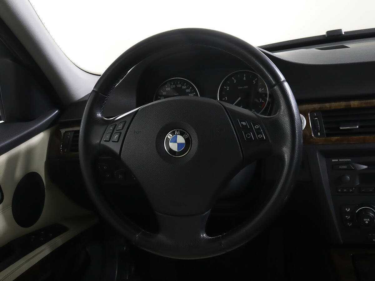 BMW 3 серии 2005 года с пробегом. Фото: #13