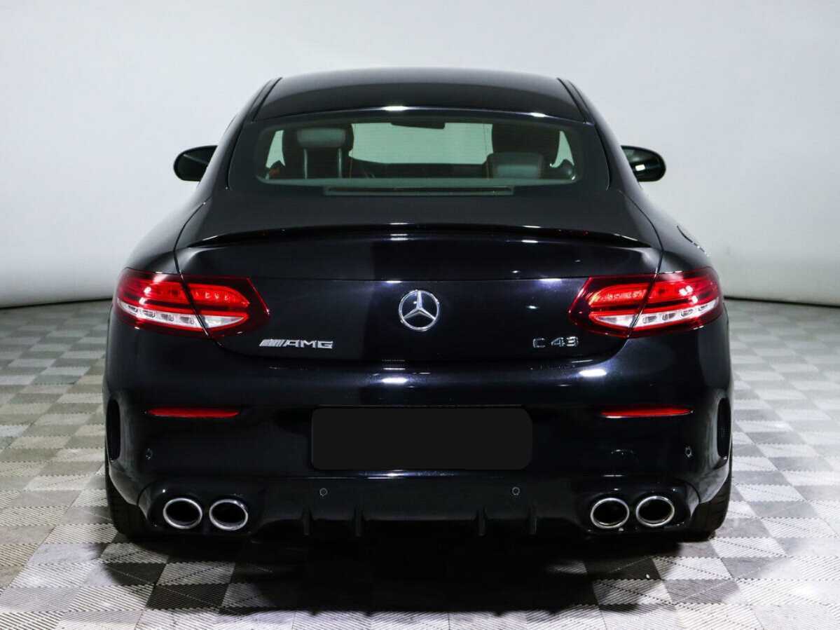 Mercedes-Benz C-Класс AMG 2019 года с пробегом. Фото: #4