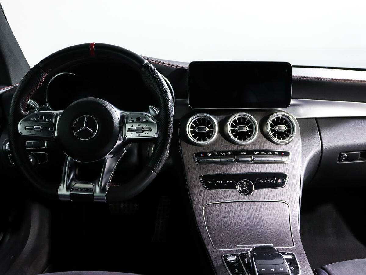 Mercedes-Benz C-Класс AMG 2019 года с пробегом. Фото: #11