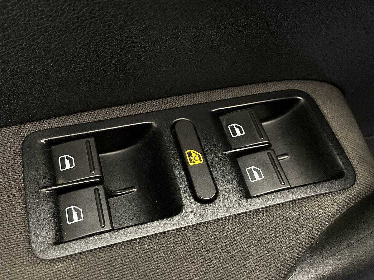 Б/У Фольксваген Поло 2018 года. Фото: #11