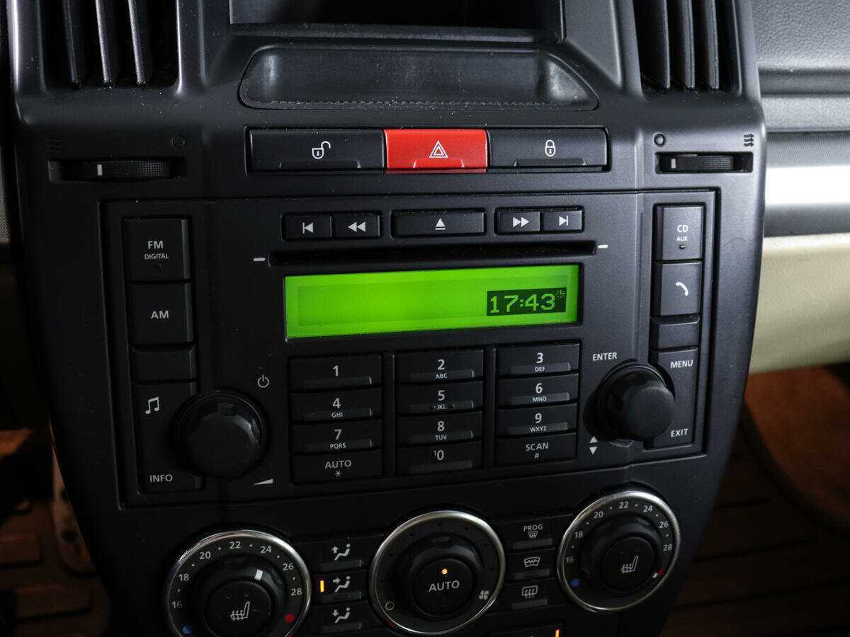 Land Rover Freelander 2011 года с пробегом. Фото: #20