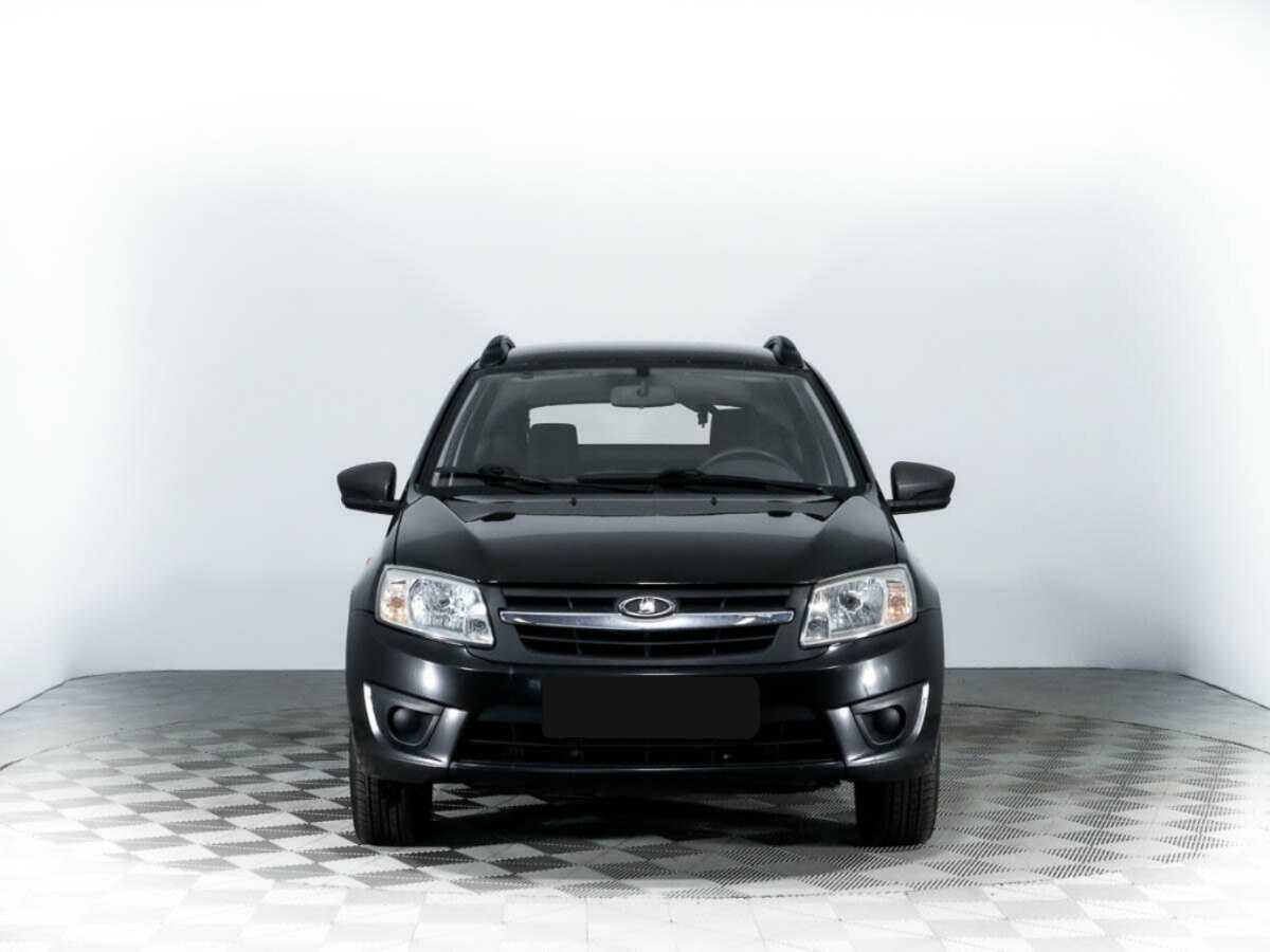 Б/У Лада (ВАЗ) Гранта 2015 года. Фото: #1