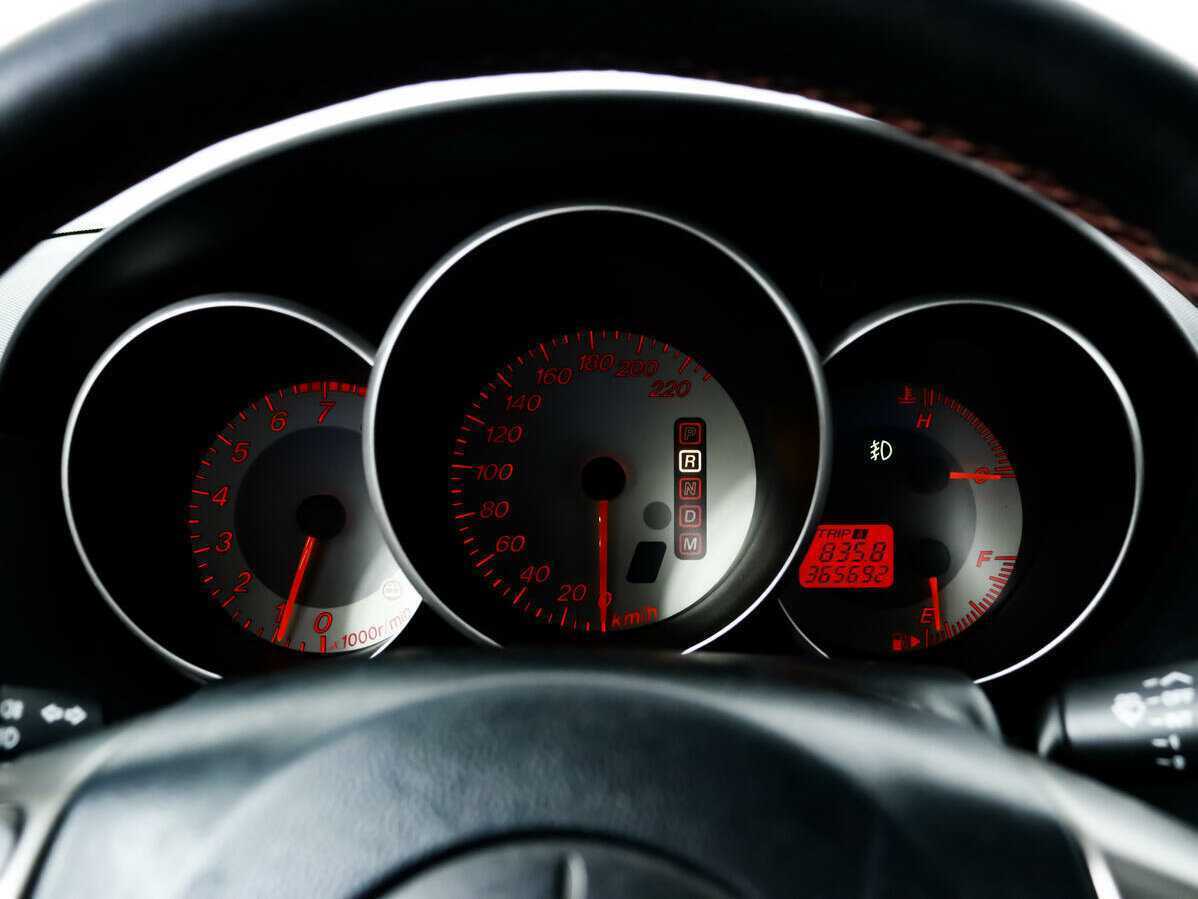 Mazda 3 2008 года с пробегом. Фото: #9