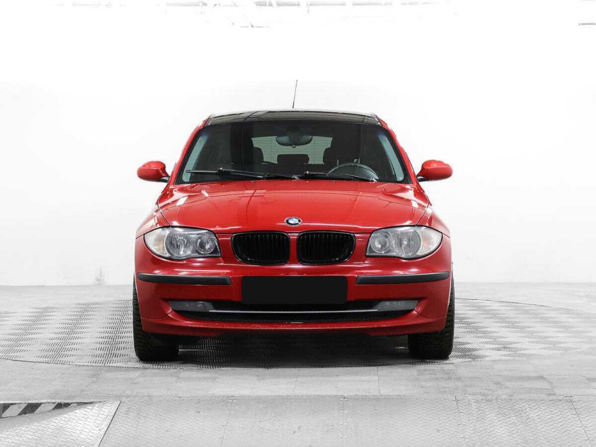 BMW 1 серии 2008 года с пробегом. Фото: #1